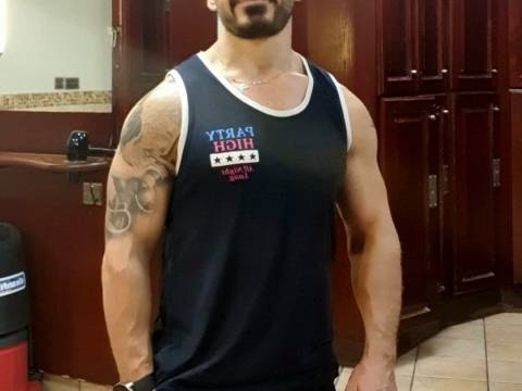 Robbie incall  Massage therapist