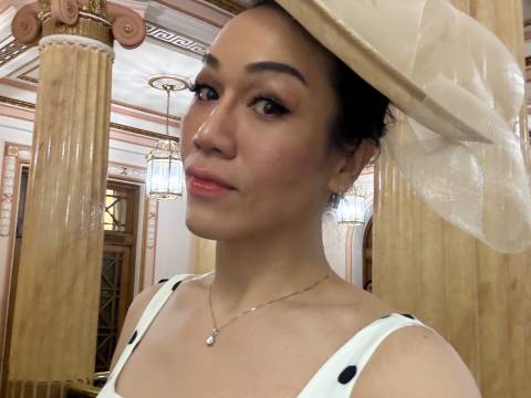 Notting Hill Gate (private flat) +44 7895142632